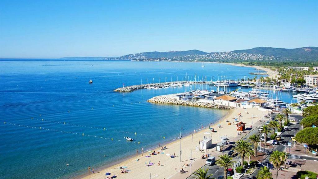 Au Coeur De Port Frejus - T2 30 M² - Tout A Pied Buitenkant foto